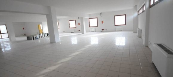 Escritório de 2 divisões em Quarrata, Italy N.º 171749 7