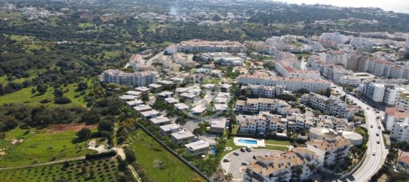 561m² Land in Albufeira, Portugal No. 153283 3