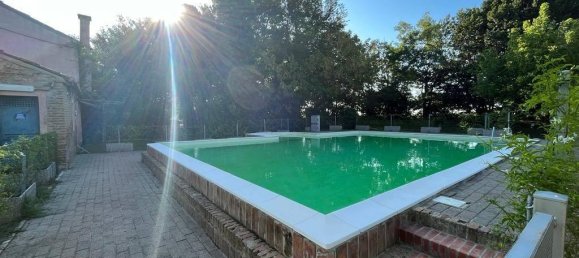 2-salle Penthouse à Porto Viro, Italy No. 25510 40