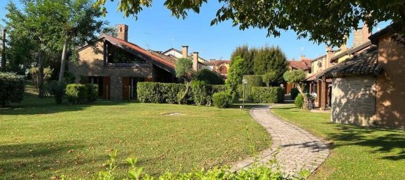 2-salle Penthouse à Porto Viro, Italy No. 25510 31