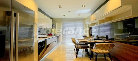 Apartment 1+1 in Istanbul, Turkey No. 876 18