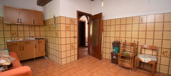 Casa de 9 divisões em Gropparello, Italy N.º 87333 6