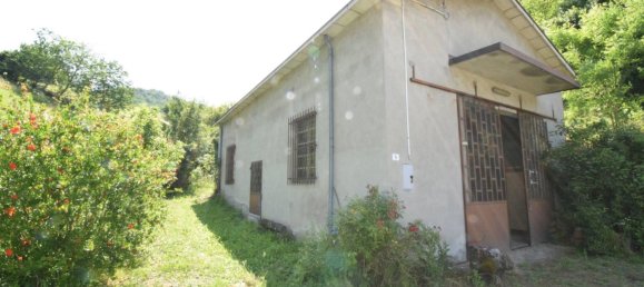 Casa de 9 divisões em Gropparello, Italy N.º 87333 3