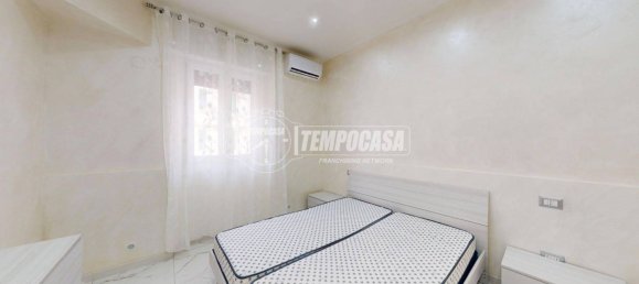 1 bedroom Apartment in Bari, Italy No. 371097 12