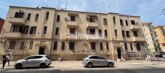 1 bedroom Apartment in Bari, Italy No. 371097 25