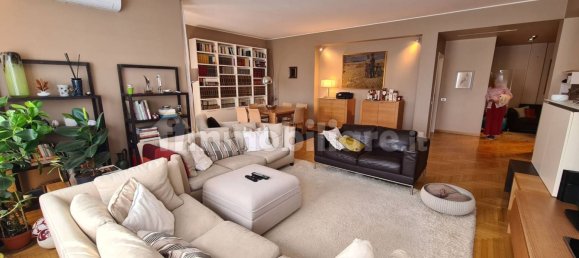 Apartamento T3 em Saronno, Italy N.º 374297 3