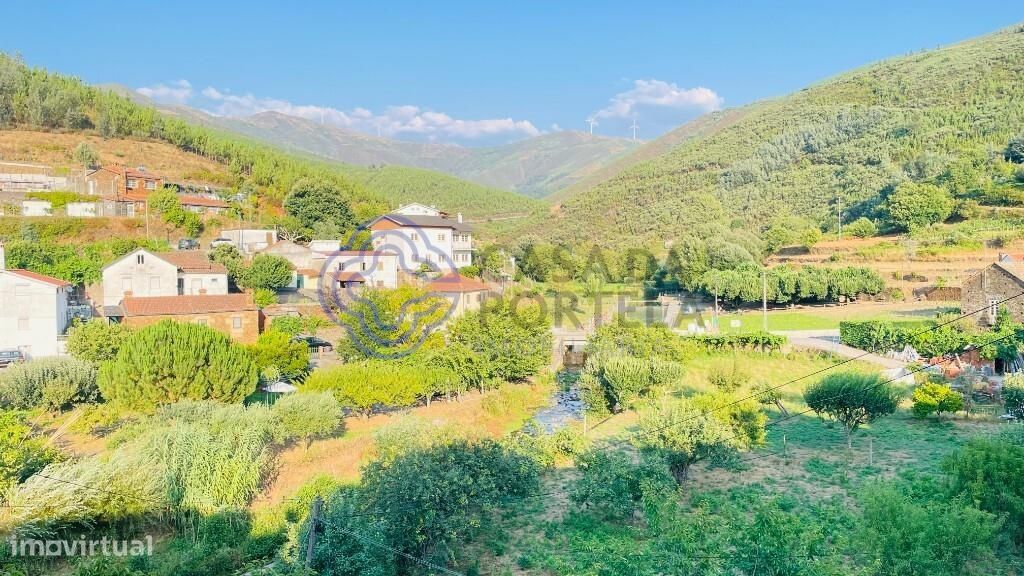 Casa de 2 dormitorios en Pomares, Portugal No. 256637