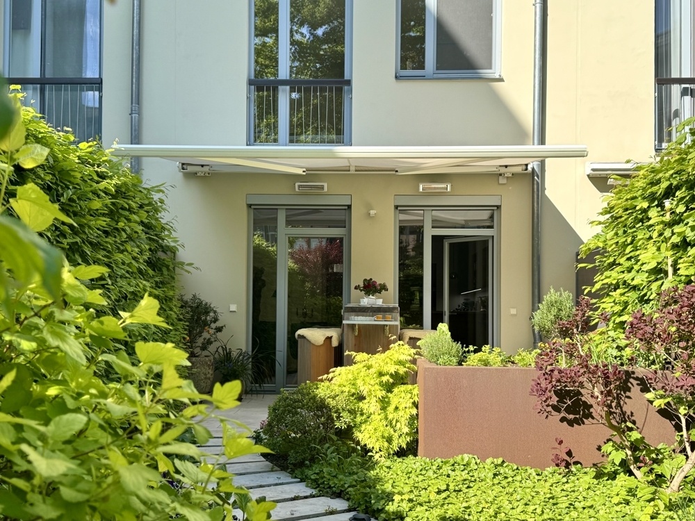 Moradia em banda de 4 divisões em Erfurt, Germany N.º 114399