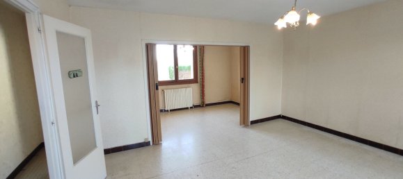 2 bedrooms House in Saint-Marcel, France No. 153893 3