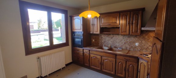 2 bedrooms House in Saint-Marcel, France No. 153893 15