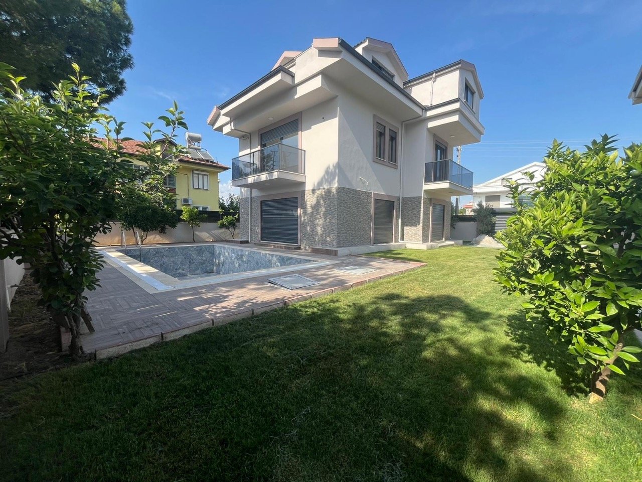Villa 5+1 in Fethiye, Turkey No. 27208
