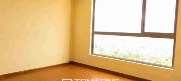 Apartamento de 3 dormitorios en Dong Da, Vietnam No. 2449 3