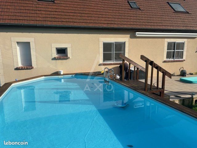 5 غرف نوم منزل في Poilly-lez-Gien, France رقم 214327