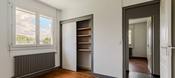 Дом с 3 спальнями в Ле-Бийо, Франция № 296098 5