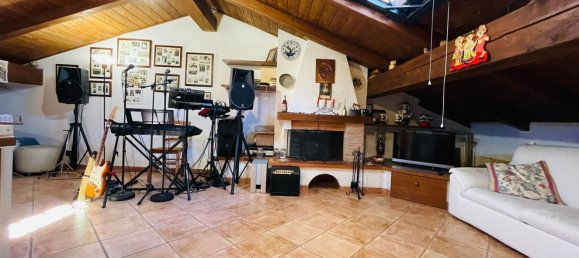 5 Schlafzimmer Haus in Valsamoggia, Italy, Nr. 322405 35
