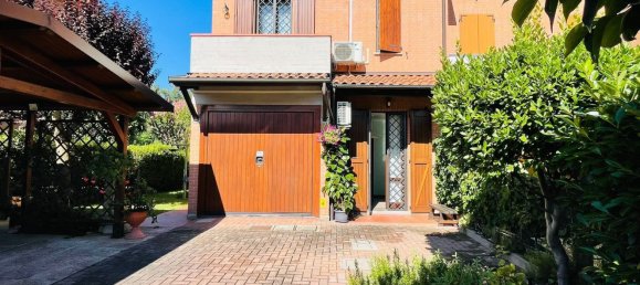 5 Schlafzimmer Haus in Valsamoggia, Italy, Nr. 322405 17