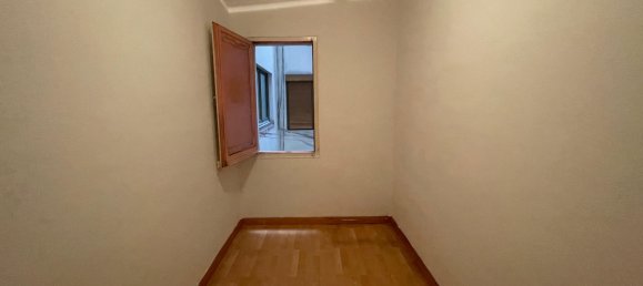 3 Schlafzimmer Wohnung in L'Hospitalet de Llobregat, Spain, Nr. 136688 24