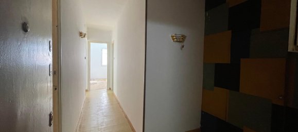 3 Schlafzimmer Wohnung in L'Hospitalet de Llobregat, Spain, Nr. 136688 16