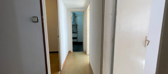 3 Schlafzimmer Wohnung in L'Hospitalet de Llobregat, Spain, Nr. 136688 10