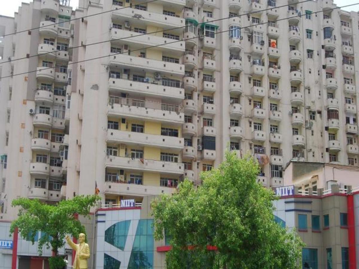 2 bedrooms House in Ghaziabad, India No. 51331