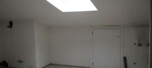 4 rooms Apartment in Besana in Brianza, Italy No. 5282 3