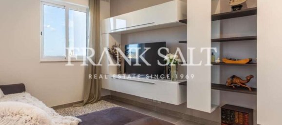 2 bedrooms Apartment in Saint Julian's, Malta No. 10025 5