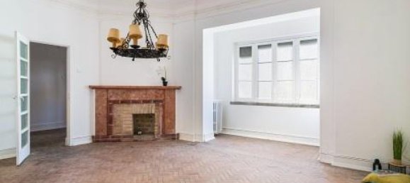 4 bedrooms Apartment in Lisbon, Portugal No. 206465 3