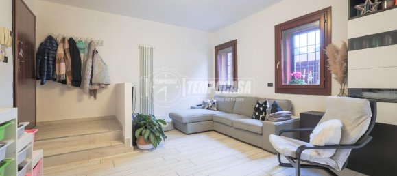 4 rooms Apartment in San Lazzaro di Savena, Italy No. 30108 8