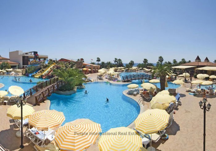 50 bedrooms Hotel in Kato Paphos, Cyprus No. 21726