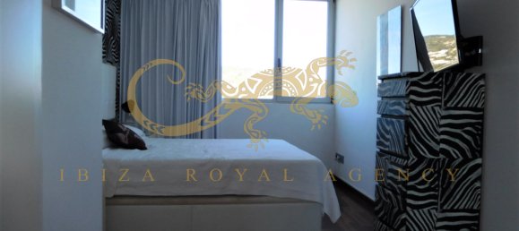 3 bedrooms Apartment in Ibiza town, Spain No. 933 23