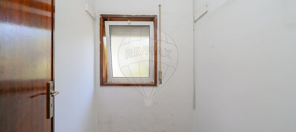 6 bedrooms House in Rio Tinto, Portugal No. 21061 26