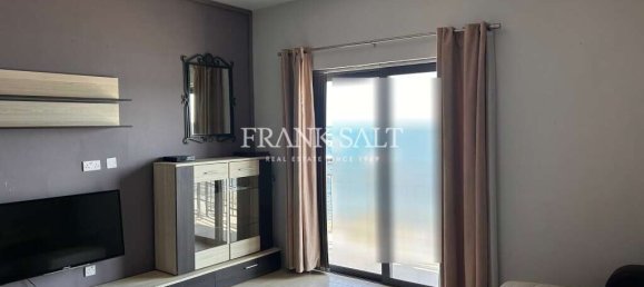 Apartamento de 3 dormitorios en Birzebbuga, Malta No. 8220 3