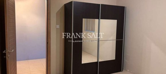 Apartamento de 3 dormitorios en Birzebbuga, Malta No. 8220 14