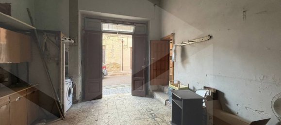 6غرفة منزل في Torremaggiore, Italy رقم 21766 14