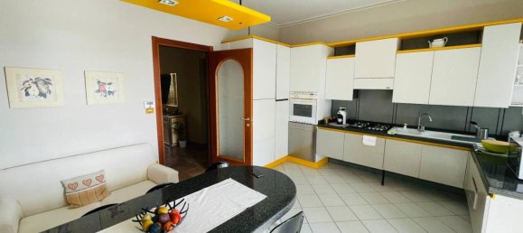 4 rooms Apartment in Bra, Italy No. 165650 8