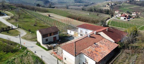 16 rooms House in Castagnole delle Lanze, Italy No. 154394 13