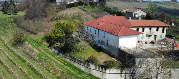 16 rooms House in Castagnole delle Lanze, Italy No. 154394 20