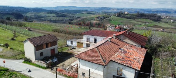 16 rooms House in Castagnole delle Lanze, Italy No. 154394 9