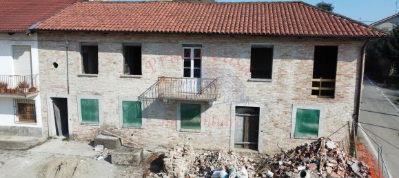 16 rooms House in Castagnole delle Lanze, Italy No. 154394 17