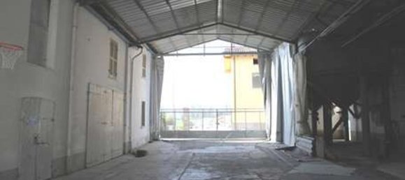 411m² Commercial property in Castell'Arquato, Italy No. 307563 7