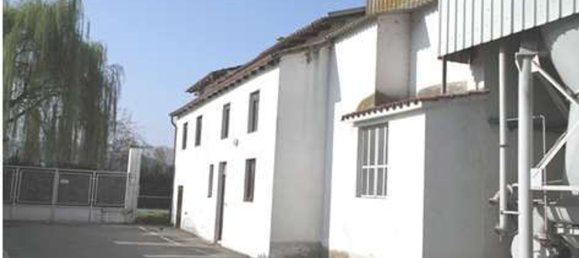 411m² Commercial property in Castell'Arquato, Italy No. 307563 6