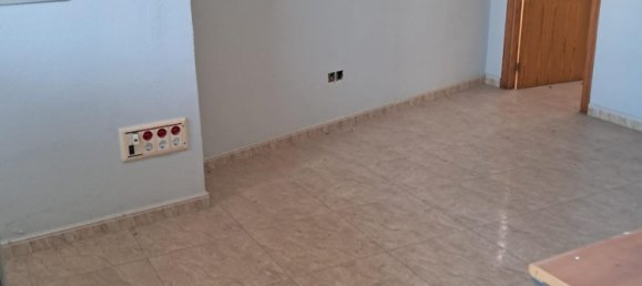 Склад 633м² в Аликанте, Испания № 136735 11