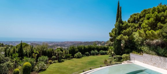 Villa de 5 dormitorios en Marbella, Spain No. 10102 6