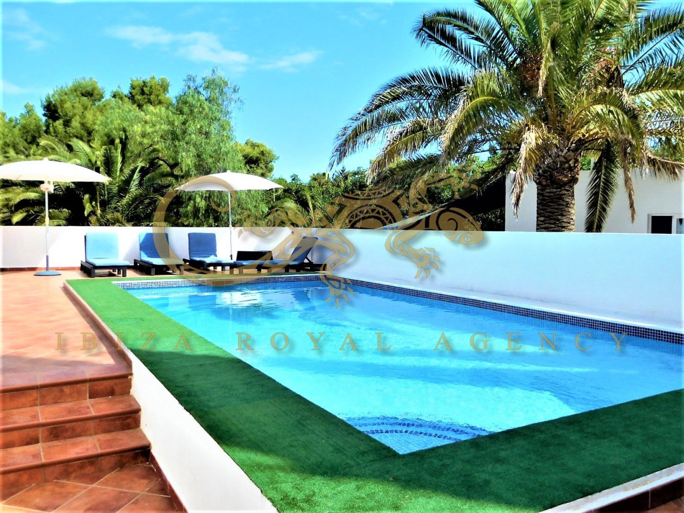 3 bedrooms Villa in Sant Agusti des Vedra, Spain No. 864