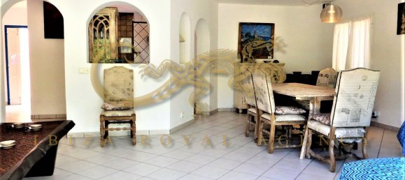 3 bedrooms Villa in Sant Agusti des Vedra, Spain No. 864 11
