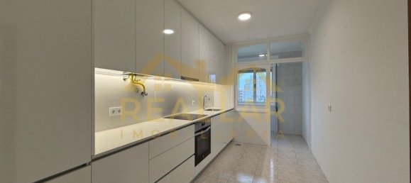 Квартира с 2 спальнями в Повуа ди Варзин, Португалия № 82610 3