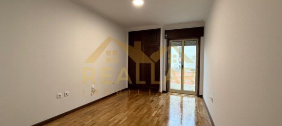 Квартира с 2 спальнями в Повуа ди Варзин, Португалия № 82610 14