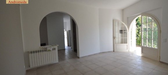5 rooms House in Forte dei Marmi, Italy No. 37148 26