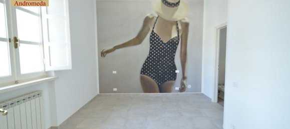 5 rooms House in Forte dei Marmi, Italy No. 37148 47