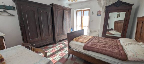 2 bedrooms House in Cumiana, Italy No. 274155 12